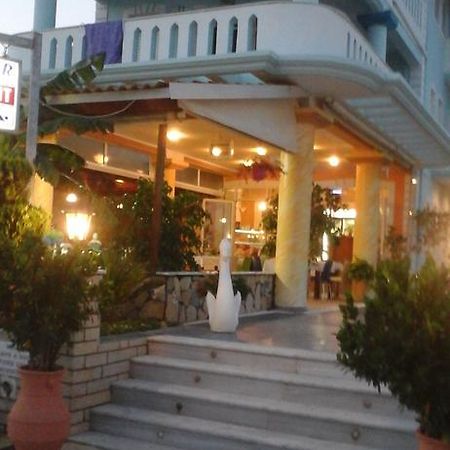 Hotel Spiros Амудья Екстер'єр фото