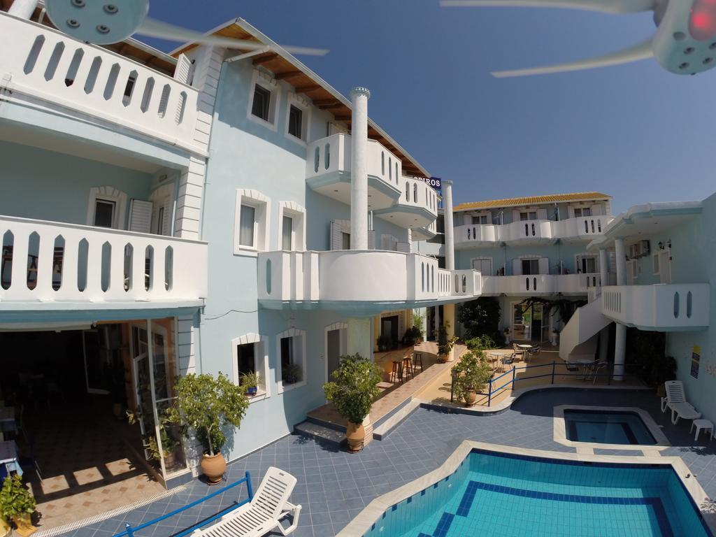 Hotel Spiros Амудья Екстер'єр фото