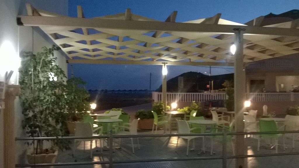 Hotel Spiros Амудья Екстер'єр фото