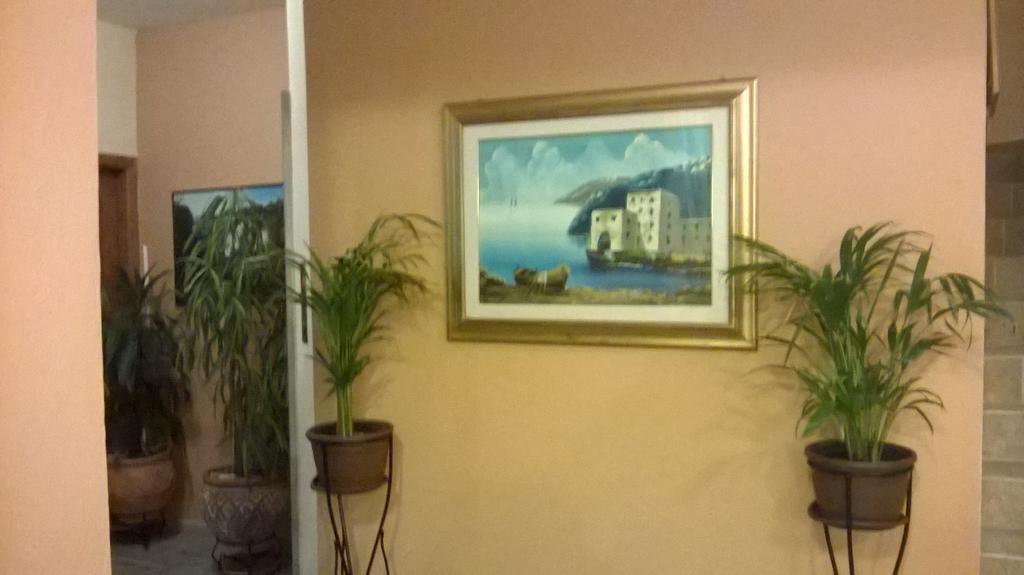 Hotel Spiros Амудья Екстер'єр фото