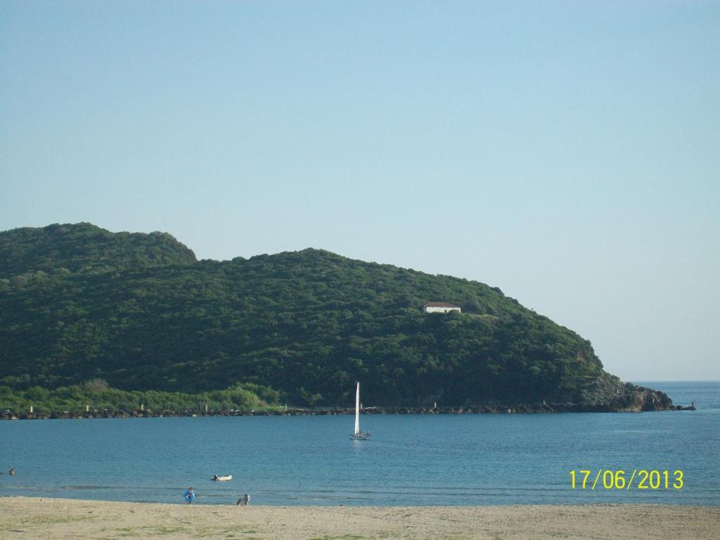 Hotel Spiros Амудья Номер фото