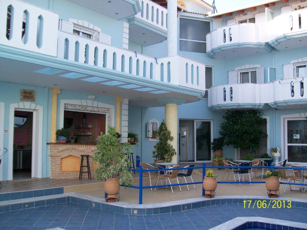 Hotel Spiros Амудья Екстер'єр фото