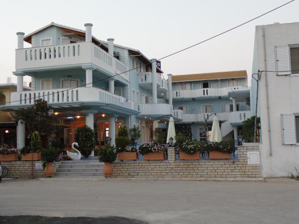 Hotel Spiros Амудья Екстер'єр фото